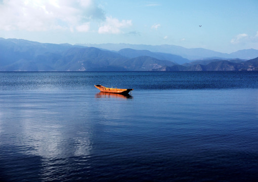 泸沽湖 风景壁纸