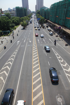 集庆路路面