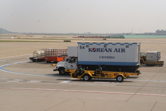 韩国仁川机场 特种车辆