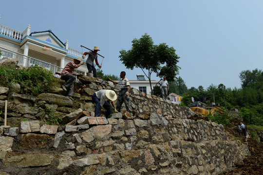 修公路 工地 修路工地