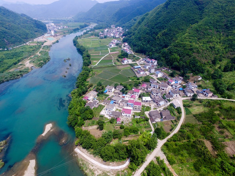 鸟瞰乡村