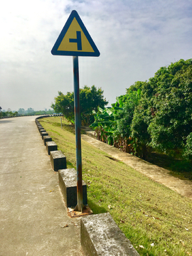 道路指示牌