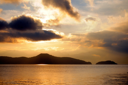 泸沽湖 日出