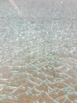 裂纹玻璃