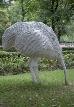 鸵鸟雕塑