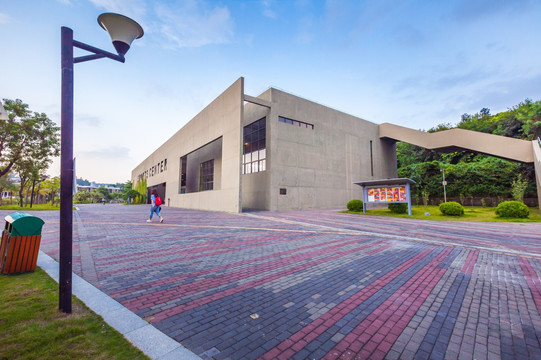 南方科技大学 风雨操场