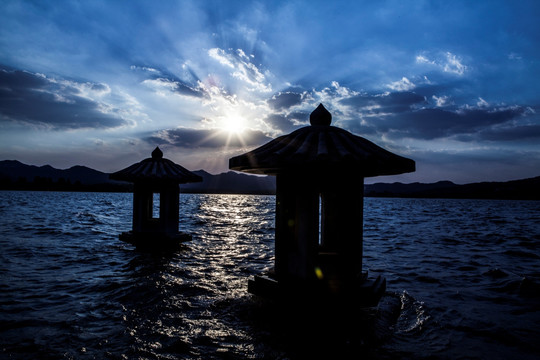 西湖三潭印月 天空 黄昏 落日