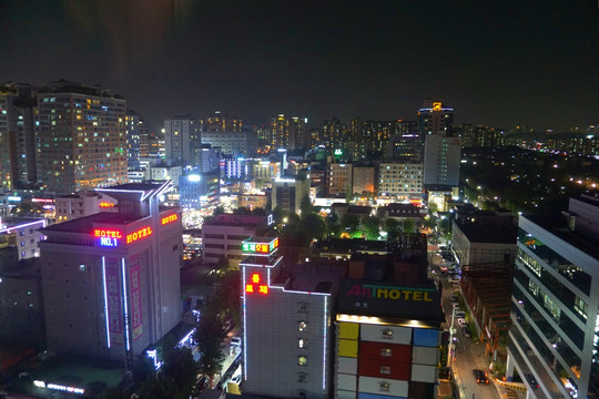 韩国水原市夜色 酒店宾馆夜景