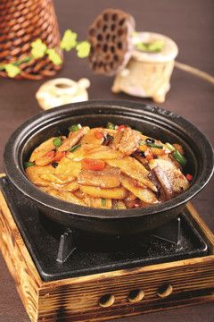 砂煲山藥