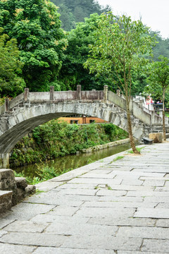 龙川古石桥