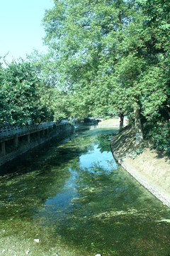 小河溪水