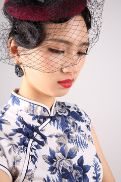中國(guó)旗袍美女
