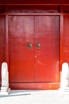 红木门