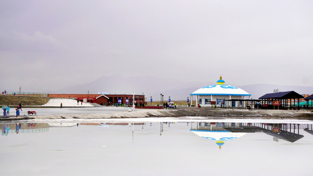 茶卡盐湖风景