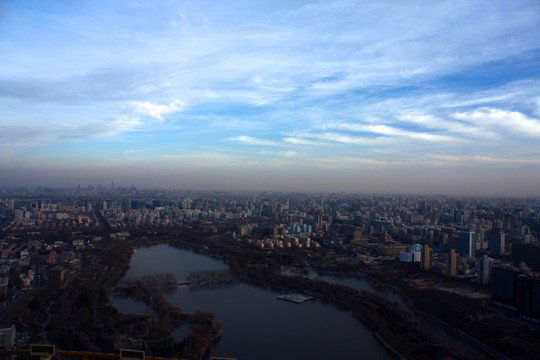 北京中央电视塔鸟瞰城市风光