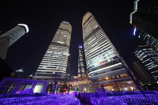 陆家嘴圣诞夜景装饰