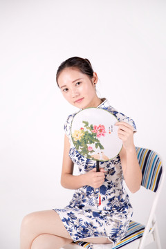 優(yōu)雅的旗袍美女