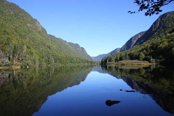 湖光山色