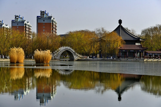 燕鸽湖美景