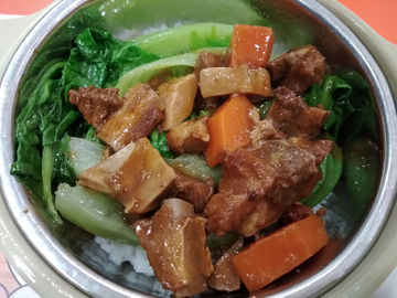 排骨煲仔饭