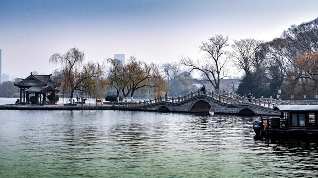 大明湖 桥