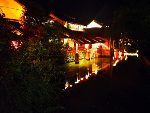 鲁镇水乡古镇夜景