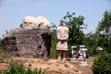 兵马俑 园林景观 山上