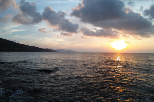 海浪海滩日出朝霞