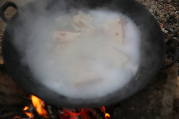 野炊 做饭 锅 野餐 户外