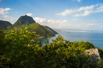 抚仙湖 抚仙湖尖山