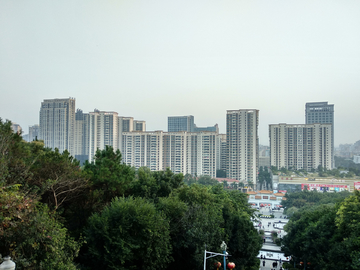 长安阁远眺长安镇风景