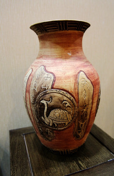 瓷器 陶瓷瓶 雕刻