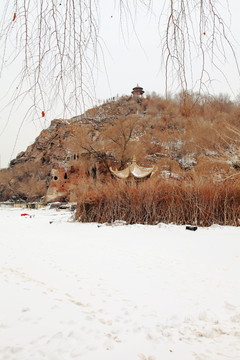 红山白雪