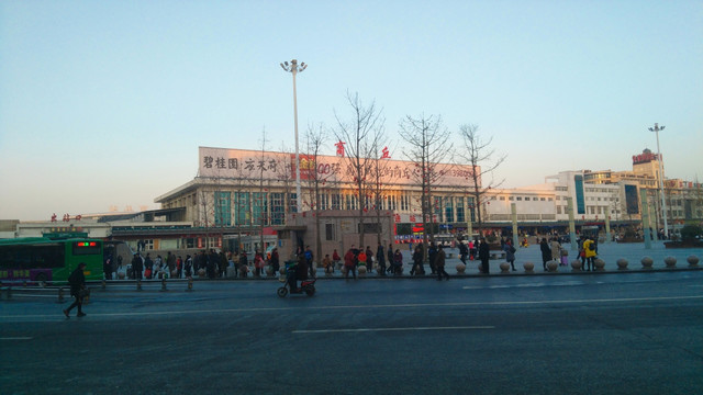 商丘火车站