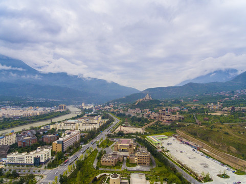 阿坝茂县县城全景