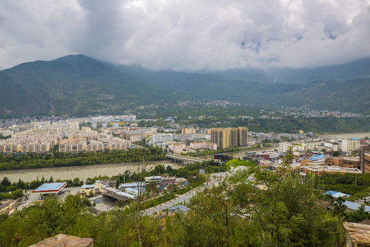 阿坝茂县县城全景