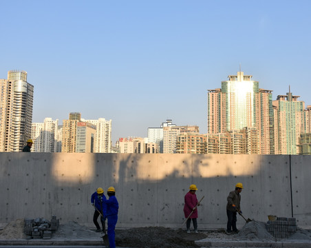 城市建设 建筑工人 高楼大厦