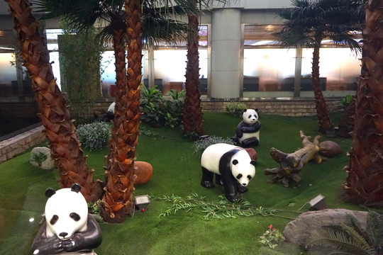 大熊猫雕塑 室内景观园林雕塑