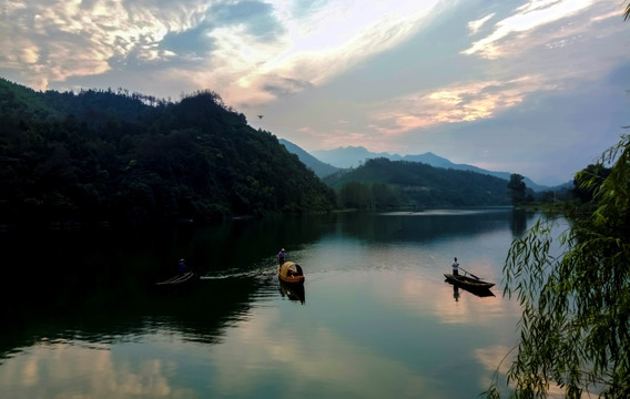 航拍秋浦河大龙湾