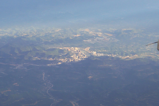 航拍四川 群山深处 山区城镇