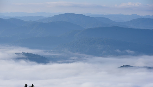 云雾山川