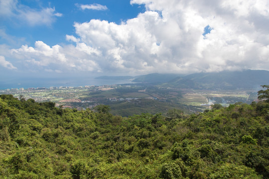 亚龙湾天堂森林公园