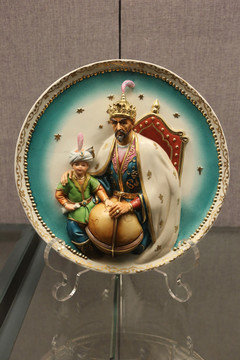 乌兹别克国礼彩绘浮雕瓷盘