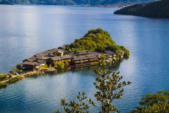 泸沽湖里格半岛