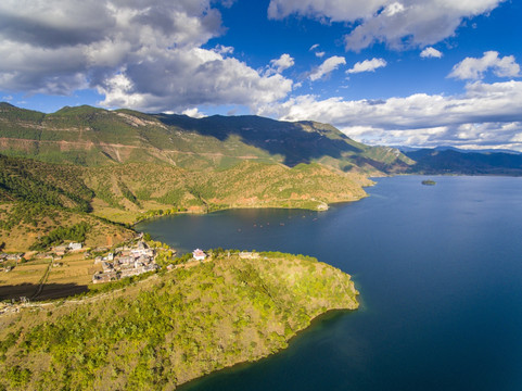 航拍凉山泸沽湖景区