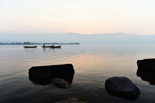 邛海晨曦