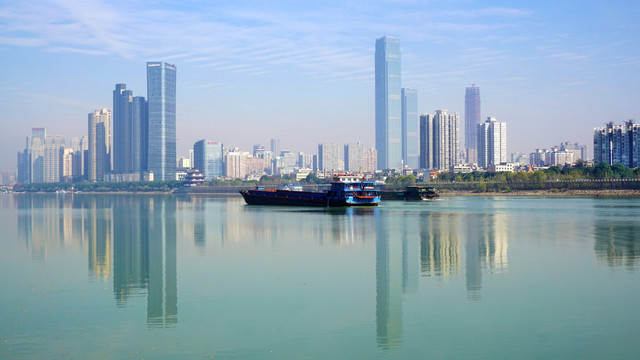 湘江东岸风景