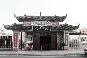 中式牌坊大门
