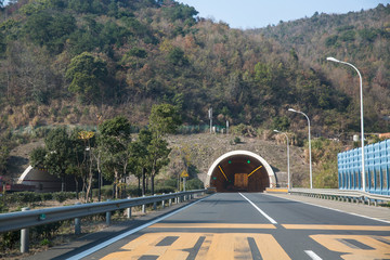 宁波里蔡隧道