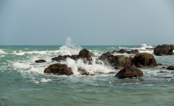 大海 海浪与礁石